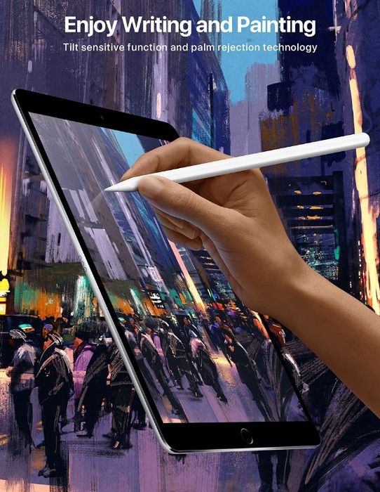 Apple Pen on an Ipad in the city with someone drawing